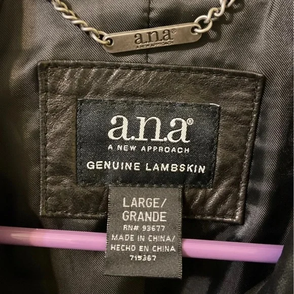 Buttery soft black leather jacket. - Picture 3 of 8